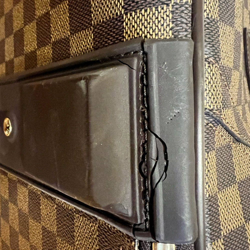 Louis Vuitton suitcase about 26x18x10 inches - Picture 14 of 16